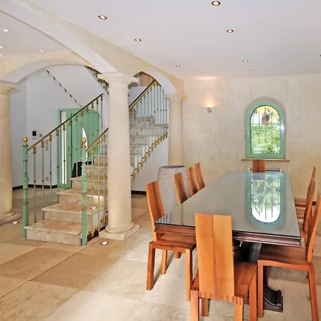 Stunning In Raphael Holiday home