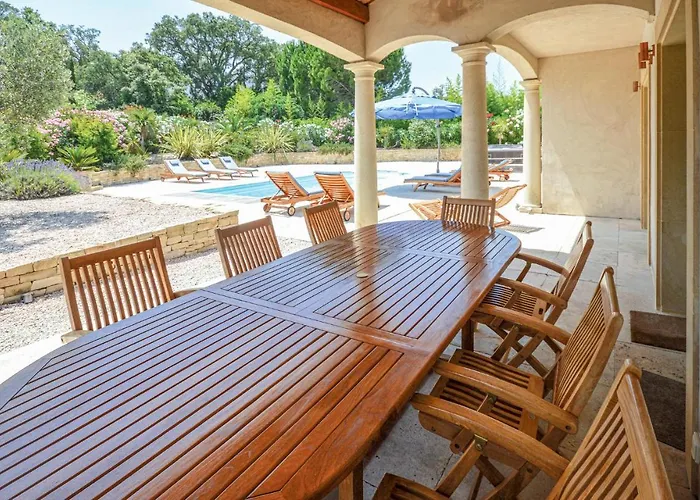 Gorgeous In Raphael *