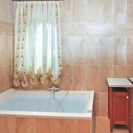 Holiday home Gorgeous In Raphael