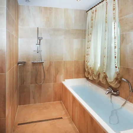 Holiday home Gorgeous In Raphael