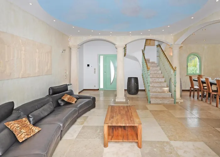 Ferienhaus Gorgeous In Raphael *